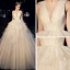 Bling Bling Champagner Organza Brautkleider / Hochzeitskleider 2019 Ballkleid Durchsichtige Tiefer V-Ausschnitt Ärmellos Rückenfreies Glanz Tülle Kathedrale Schleppe Rüschen