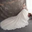Élégant Champagne Robe De Mariée 2019 Princesse Bretelles Spaghetti Sans Manches Dos Nu Perle Perlage Glitter Tulle Cathedral Train Volants