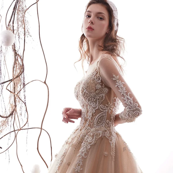 Luxe Champagne Transparentes Robe De Mariée 2019 Princesse Encolure Carrée 3/4 Manches Dos Nu Glitter Tulle Appliques En Dentelle Perlage Cathedral Train Volants