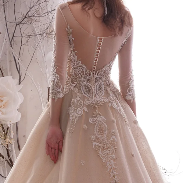 Luxe Champagne Transparentes Robe De Mariée 2019 Princesse Encolure Carrée 3/4 Manches Dos Nu Glitter Tulle Appliques En Dentelle Perlage Cathedral Train Volants