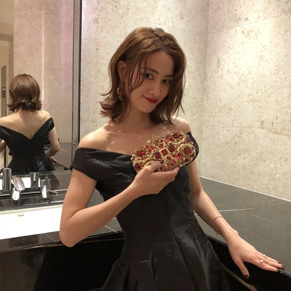 Chic / Beautiful Red Rhinestone Gold Patent Leather Clutch Bags 2019