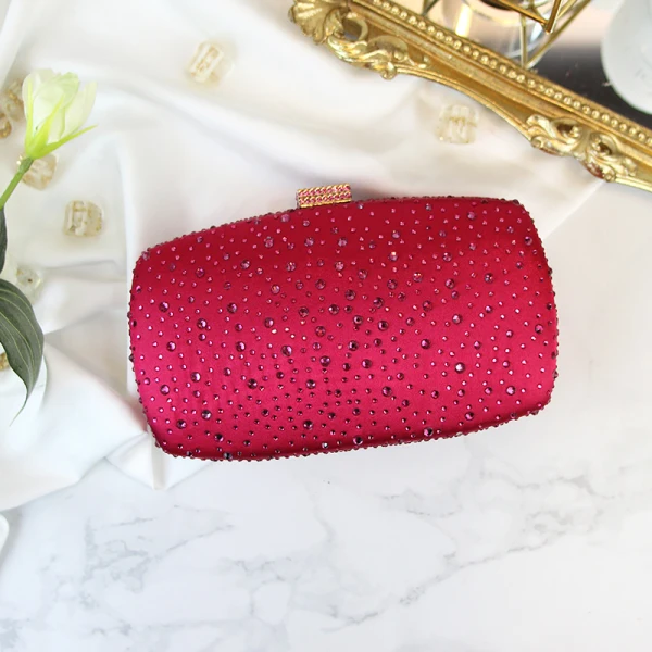 Piękne Czerwone Rhinestone Kopertówki 2019