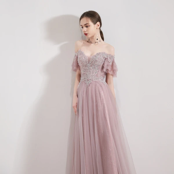 Edles Rosa Abendkleider 2019 A Linie Off Shoulder Kurze Ärmel Perlenstickerei Strass Lange Rüschen Rückenfreies Festliche Kleider