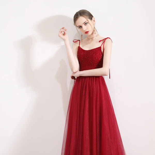 Élégant Bordeaux Robe De Soirée 2019 Princesse Bretelles Spaghetti Sans Manches Perlage Cristal Glitter Tulle Longueur Cheville Volants Dos Nu Robe De Ceremonie