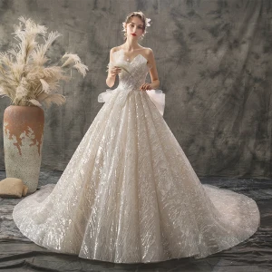 Sparkly Champagne Brudekjoler 2019 Prinsesse Kjæreste Uten Ermer Ryggløse Beading Perle Glitter Paljetter Cathedral Train Buste