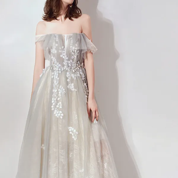 Elegant Grey Lace Evening Dresses 2019 A-Line / Princess Off-The-Shoulder Short Sleeve Appliques Lace Floor-Length / Long Ruffle Backless Formal Dresses