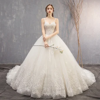 Best Ivory Wedding Dresses 2019 Ball Gown Spaghetti Straps Sleeveless Backless Appliques Lace Beading Chapel Train Ruffle