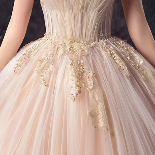 Stilig Champagne Brudekjoler 2019 Prinsesse Kjæreste Uten Ermer Ryggløse Appliques Blonder Beading Cathedral Train Buste