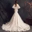 Elegante Champagner Durchsichtige Brautkleider / Hochzeitskleider 2019 Meerjungfrau Eckiger Ausschnitt Glockenhülsen Rückenfreies Applikationen Spitze Blumen Perle Pailletten Perlenstickerei Hof-Schleppe Rüschen