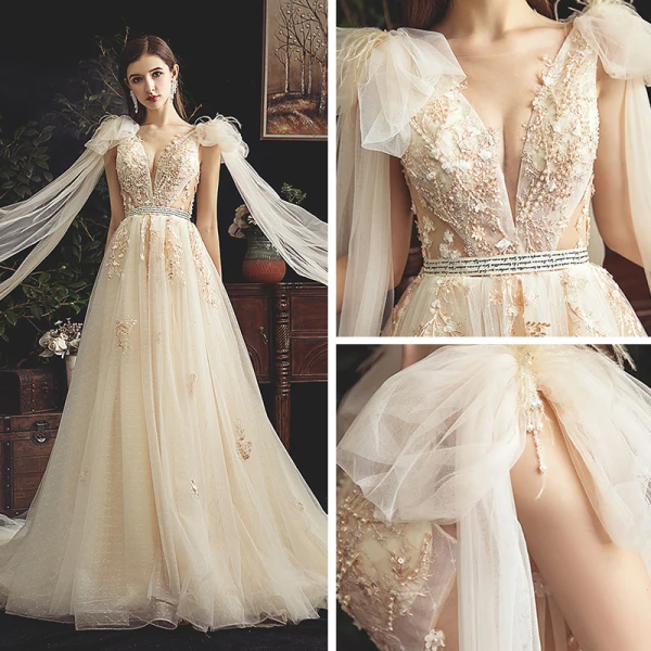 Chic / Belle Champagne Transparentes Robe De Mariée 2019 Princesse Col v profond Sans Manches Dos Nu Appliques En Dentelle Perlage Perle Plumes Ceinture Tribunal Train Volants