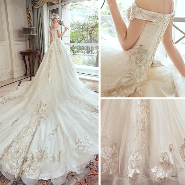 Classy Ivory Wedding Dresses 2019 A-Line / Princess Off-The-Shoulder Short Sleeve Backless Appliques Lace Beading Pearl Rhinestone Chapel Train Ruffle