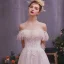Élégant Champagne Robe De Mariée 2019 Princesse Transparentes Encolure Dégagée Manches Courtes Dos Nu Appliques En Dentelle Plumes Glitter Tulle Tribunal Train Volants