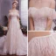 Élégant Champagne Robe De Mariée 2019 Princesse Transparentes Encolure Dégagée Manches Courtes Dos Nu Appliques En Dentelle Plumes Glitter Tulle Tribunal Train Volants