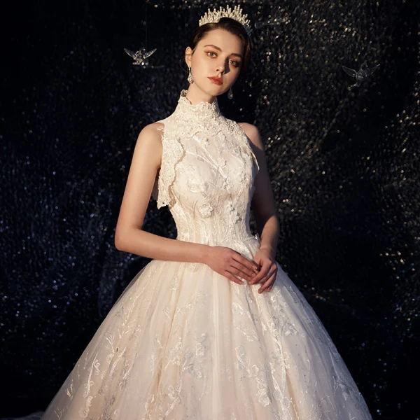 Vintage / Retro Ivory Wedding Dresses 2019 A-Line / Princess High Neck Sleeveless Backless Appliques Lace Glitter Tulle Chapel Train