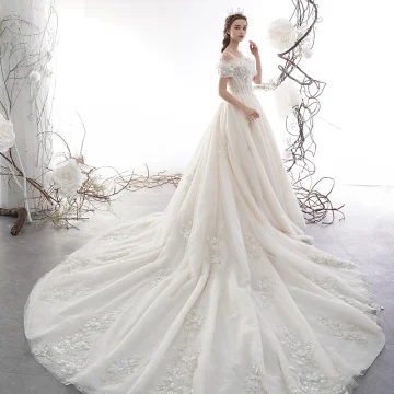 Schöne Champagner Brautkleider Hochzeitskleider 2019 A Linie Off Shoulder Kurze Ärmel Rückenfreies Applikationen Spitze Pailletten Glanz Tülle Kathedrale Schleppe Rüschen