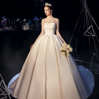 Vintage Originale Ivoire Satin Transparentes Robe De Mariée 2019 Robe Boule Encolure Dégagée 3 4 Manches Dos Nu Appliques En Dentelle Chapel Train Volants