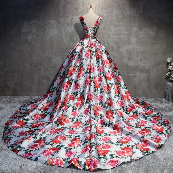 Stunning White Flower Prom Dresses 2017 Ball Gown V-Neck Sleeveless Printing Satin Bow Sash Chapel Train Backless Formal Dresses