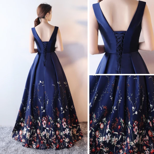 Chic / Belle Bleu Marine Fleur Robe De Bal 2017 Princesse V-Cou Sans Manches Impression Satin Longue Volants Dos Nu Robe De Ceremonie