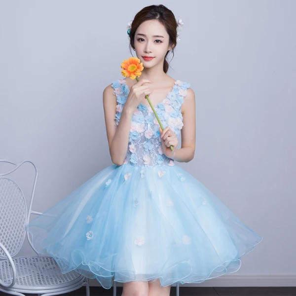 Chic / Beautiful Affordable Party Dresses Graduation Dresses 2017 Lace Flower Appliques Backless Pearl V-Neck Short Ball Gown