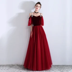 Élégant Bordeaux Daim Robe De Soirée 2019 Princesse Faux Diamant Bretelles Spaghetti Manches Courtes Longue Volants Dos Nu Robe De Ceremonie