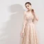 Élégant Champagne Robe De Soirée 2019 Princesse De l'épaule Manches de cloche Plumes Perlage Perle Train De Balayage Volants Dos Nu Robe De Ceremonie