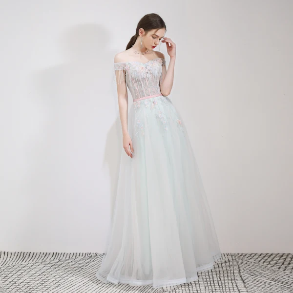 Élégant Bleu Ciel Robe De Soirée 2019 Princesse De l'épaule Manches Courtes Perlage Gland Appliques Fleur Faux Diamant Ceinture Longue Volants Dos Nu Robe De Ceremonie