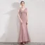 Élégant Rose Bonbon Robe De Soirée 2019 Trompette / Sirène V-Cou Manches Courtes Paillettes Perlage Détachable Train De Balayage Volants Dos Nu Robe De Ceremonie