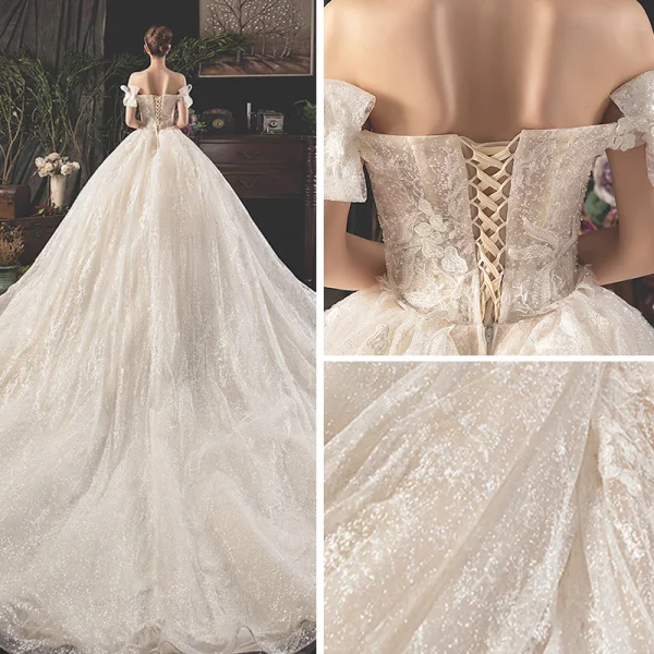 Beste Champagner Brautkleider / Hochzeitskleider 2019 Ballkleid Off Shoulder Schleife Kurze Ärmel Rückenfreies Applikationen Spitze Perlenstickerei Perle Pailletten Glanz Tülle Königliche Schleppe Rüschen