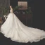 Vintage / Originale Champagne Robe De Mariée 2019 Princesse Transparentes Col v profond Manches Courtes Forme de coeur Dos Nu Appliques En Dentelle Perlage Glitter Tulle Cathedral Train Volants