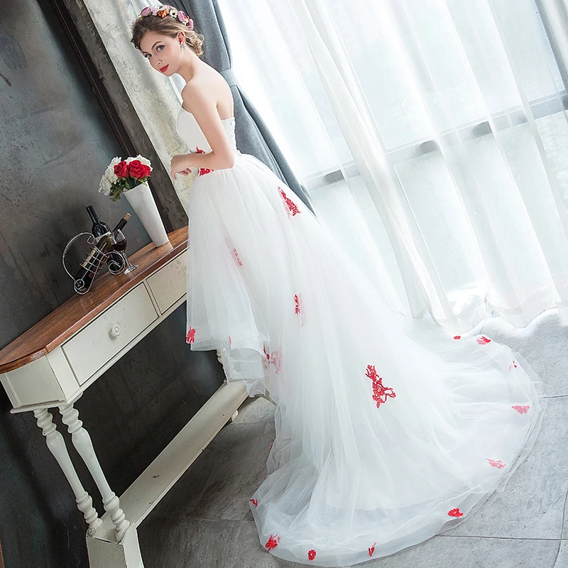Affordable White Summer Beach Wedding Dresses 2019 A Line Princess  Sweetheart Sleeveless Backless Red Appliques Lace Asymmetrical Ruffle