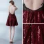 Sexy Bordeaux Robe De Cocktail 2019 Princesse Bretelles Spaghetti Sans Manches Appliques En Dentelle Faux Diamant Glitter Paillettes Courte Volants Dos Nu Robe De Ceremonie