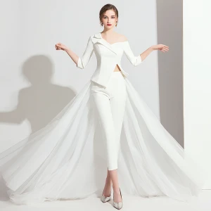 Moderne Mode Blanche Combinaison 2019 Une Épaule 3 4 Manches Train De Balayage Dos Nu Robe De Soirée