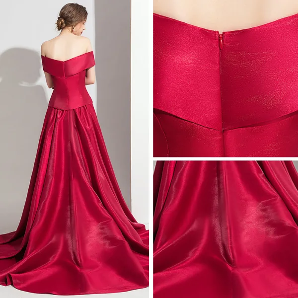 Schlicht Burgunderrot Satin Overall 2019 Off Shoulder Kurze Ärmel Sweep / Pinsel Zug Rückenfreies Abendkleider