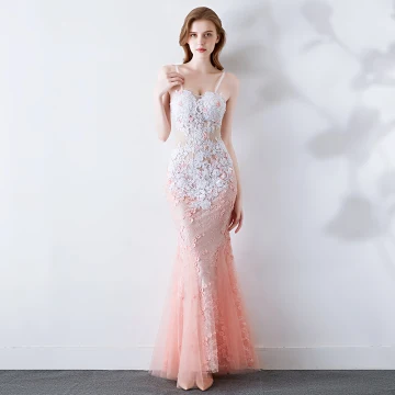 Sexy White Gradient Color Pearl Pink Evening Dresses 2019 Trumpet Mermaid Spaghetti Straps Sleeveless Pierced Appliques Lace Beading Pearl Floor Length Long Ruffle