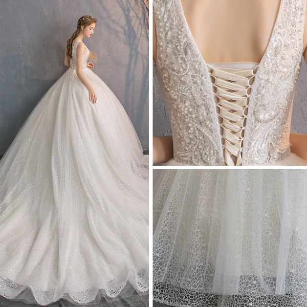 Edles Champagner Spitze Brautkleider / Hochzeitskleider 2019 A Linie Tiefer V-Ausschnitt Ärmellos Rückenfreies Perlenstickerei Perle Pailletten Glanz Kapelle-Schleppe Rüschen