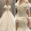 Chic Champagne Robe De Mariée 2019 Princesse V-Cou Manches Courtes Dos Nu Appliques En Dentelle Paillettes Perlage Glitter Tulle Chapel Train Volants