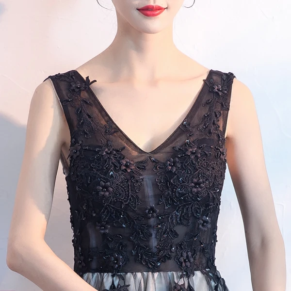 Affordable Black Evening Dresses 2019 A-Line / Princess V-Neck Sleeveless Appliques Lace Pierced Beading Pearl Floor-Length / Long Ruffle Backless Formal Dresses