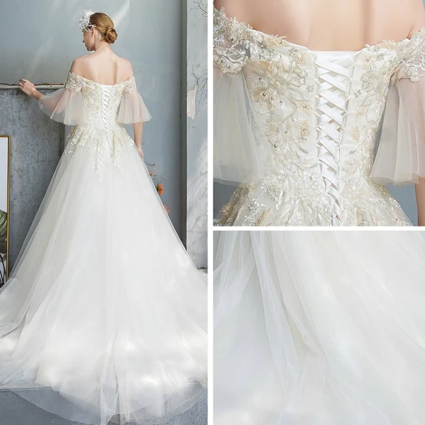 Abordable Champagne Jardin / Extérieur Robe De Mariée 2019 Princesse De l'épaule Manches de cloche Dos Nu Appliques En Dentelle Paillettes Perlage Perle Train De Balayage Volants