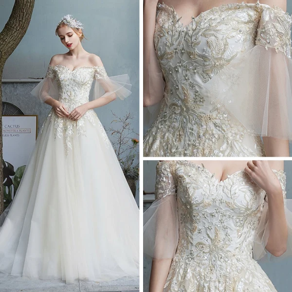 Abordable Champagne Jardin / Extérieur Robe De Mariée 2019 Princesse De l'épaule Manches de cloche Dos Nu Appliques En Dentelle Paillettes Perlage Perle Train De Balayage Volants