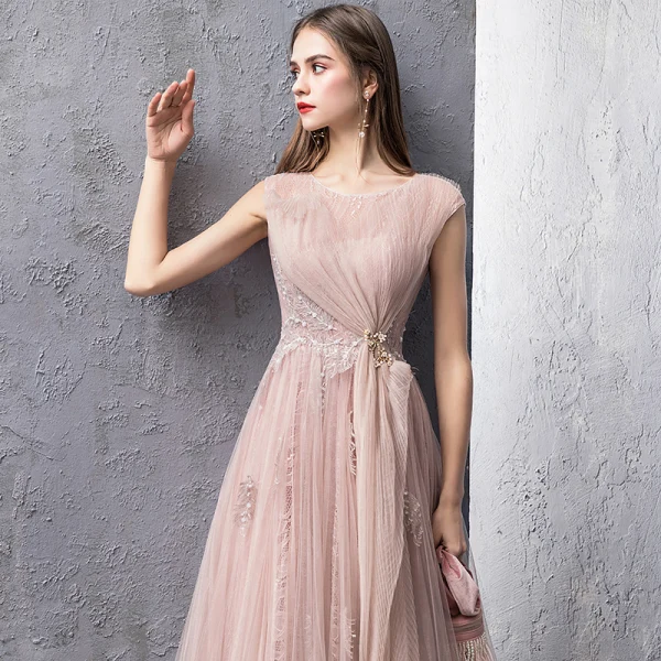 Elegant Pearl Pink Evening Dresses 2019 A-Line / Princess Scoop Neck Sleeveless Appliques Lace Beading Pearl Floor-Length / Long Ruffle Backless Formal Dresses