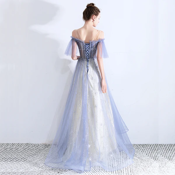Fabuleux Bleu Ciel Transparentes Robe De Soirée 2019 Princesse Encolure Dégagée Manches Courtes Paillettes Perlage Glitter Tulle Train De Balayage Volants Dos Nu Robe De Ceremonie