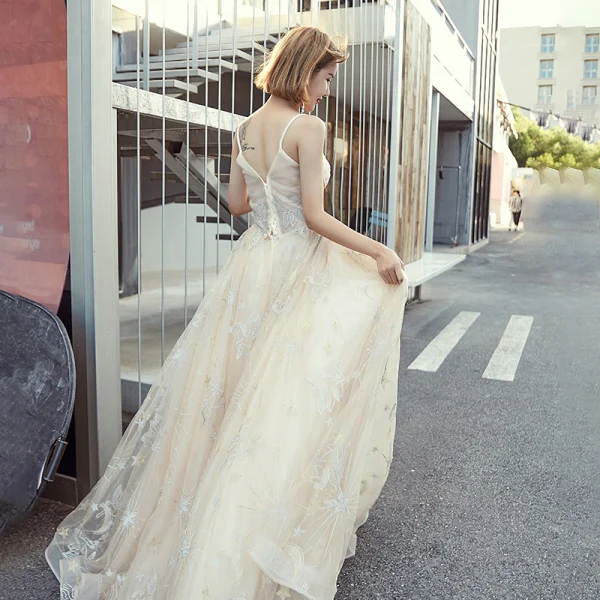 Modern / Fashion Champagne Prom Dresses 2019 A-Line / Princess Spaghetti Straps Sleeveless Star Appliques Lace Floor-Length / Long Ruffle Backless Formal Dresses