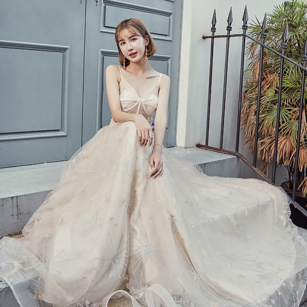 Modern / Fashion Champagne Prom Dresses 2019 A-Line / Princess Spaghetti Straps Sleeveless Star Appliques Lace Floor-Length / Long Ruffle Backless Formal Dresses