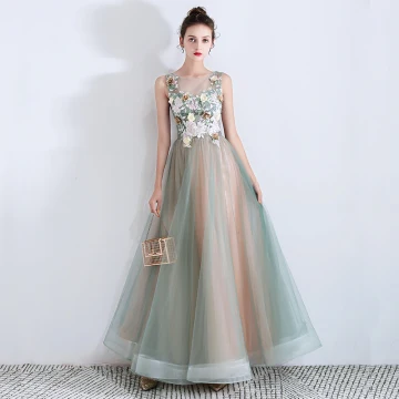 Fée Des Fleurs Vert Cendré Transparentes Robe De Soirée 2019 Princesse Encolure Dégagée Sans Manches Appliques En Dentelle Fleur Faux Diamant Longue Volants Dos Nu