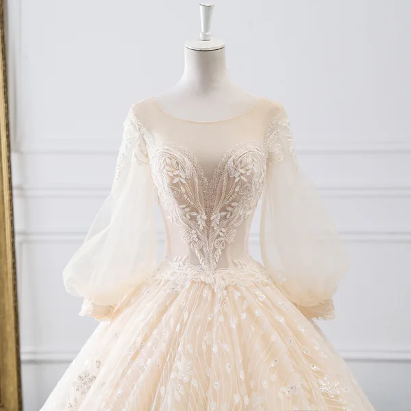 Romantisch Champagner Durchsichtige Brautkleider / Hochzeitskleider 2019 A Linie Rundhalsausschnitt Geschwollenes Lange Ärmel Rückenfreies Applikationen Spitze Glanz Tülle Kathedrale Schleppe Rüschen