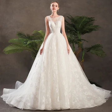 Snygga Fina Elfenben Bröllopsklänningar 2019 Prinsessa Genomskinliga V Hals Ärmlös Halterneck Appliqués Spets Paljetter Beading Chapel Train Ruffle
