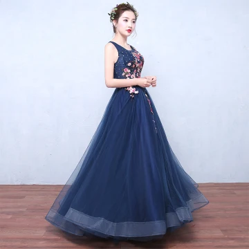 Fée Des Fleurs Bleu Marine Robe De Soirée 2019 Princesse Encolure Dégagée Sans Manches Appliques En Dentelle Paillettes Longue Volants Dos Nu Robe De Ceremonie