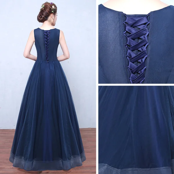 Fée Des Fleurs Bleu Marine Robe De Soirée 2019 Princesse Encolure Dégagée Sans Manches Appliques En Dentelle Paillettes Longue Volants Dos Nu Robe De Ceremonie