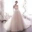 Beste Champagne Brudekjoler 2019 Prinsesse Kjæreste Avtakbar Bell ermer Ryggløse Appliques Blonder Beading Glitter Flekkete Tyll Chapel Train Buste