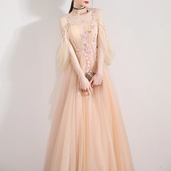 Elegant Champagne Evening Dresses  2019 A-Line / Princess Spaghetti Straps Sleeveless Appliques Flower Beading Floor-Length / Long Ruffle Backless Formal Dresses